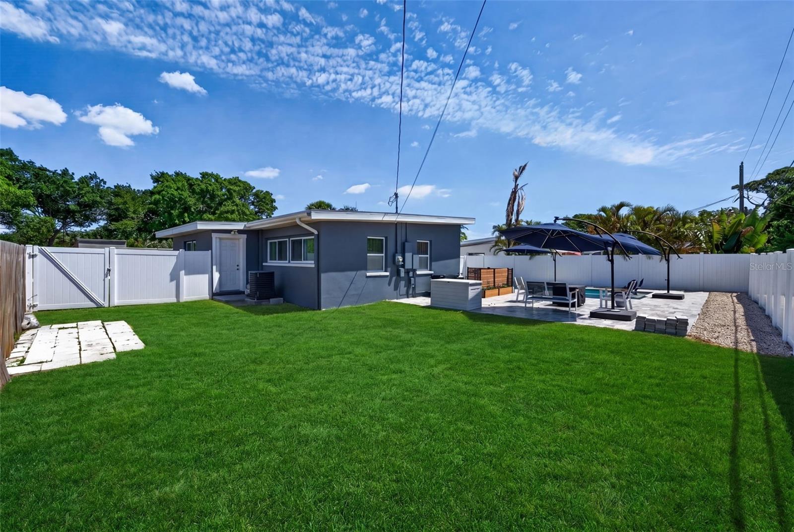 GARDEN MANOR SEC 1 - Residential