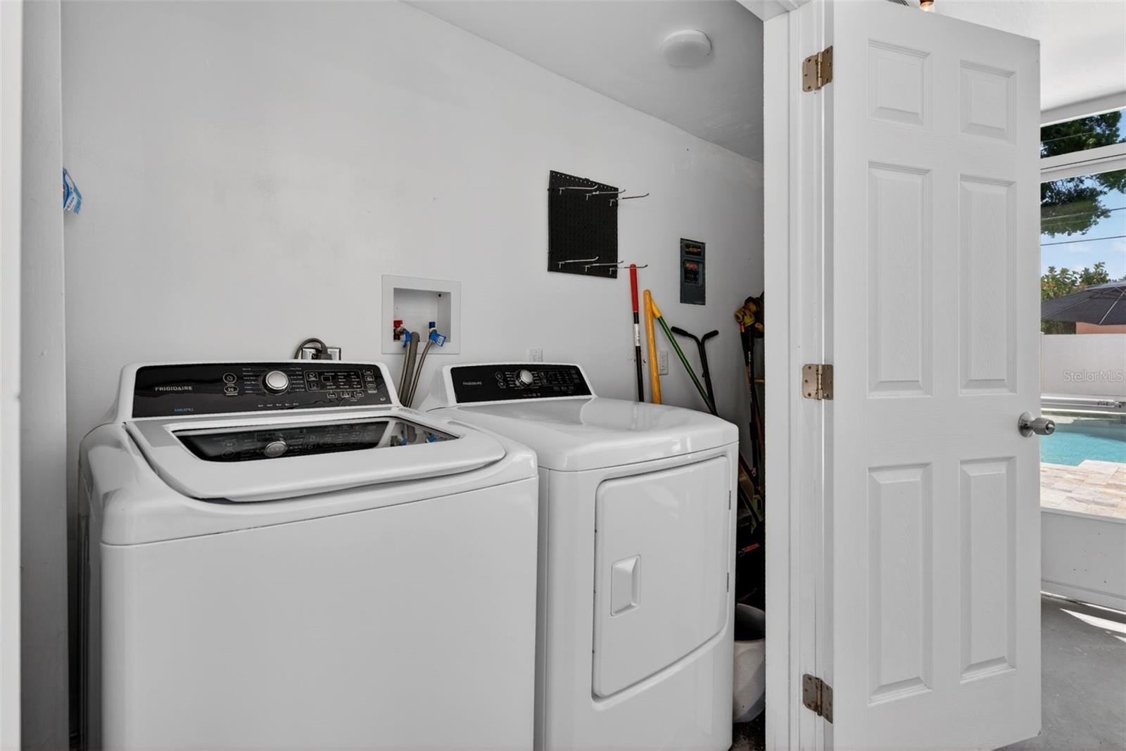 GARDEN MANOR SEC 1 - Residential