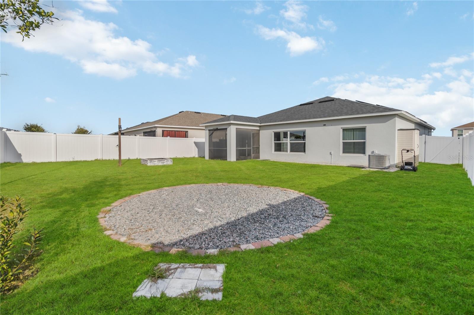 EAGLE POINTE PH III SUB - Residential