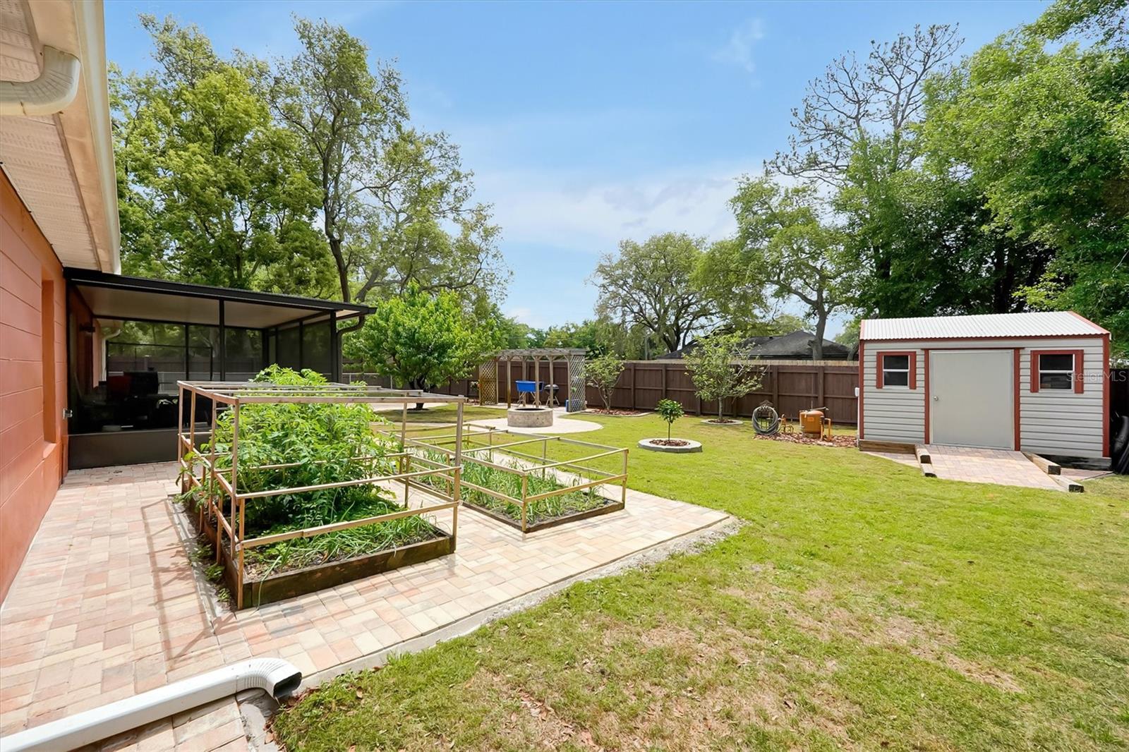 DELTONA LAKES UNIT 35 - Residential