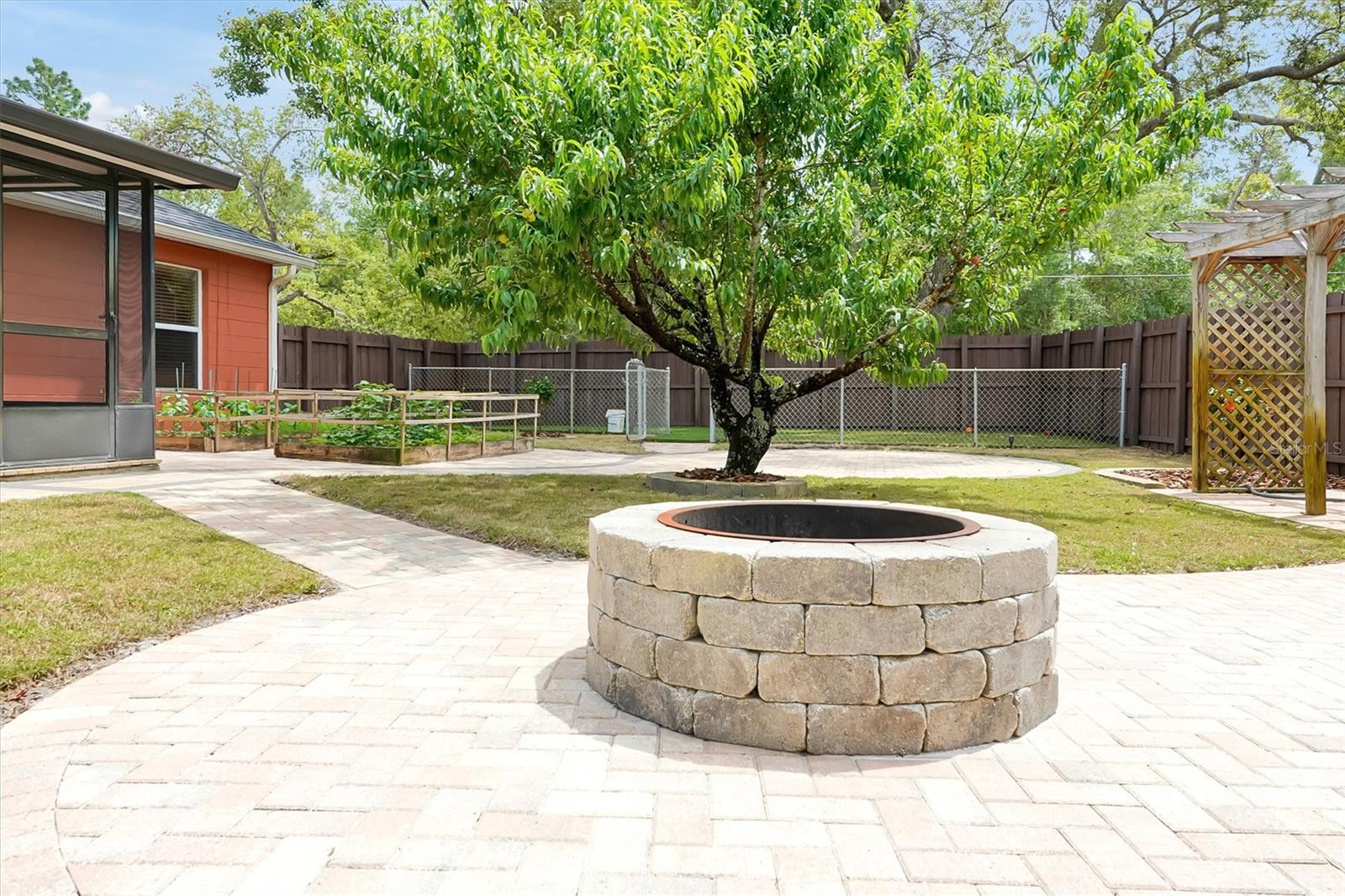 DELTONA LAKES UNIT 35 - Residential