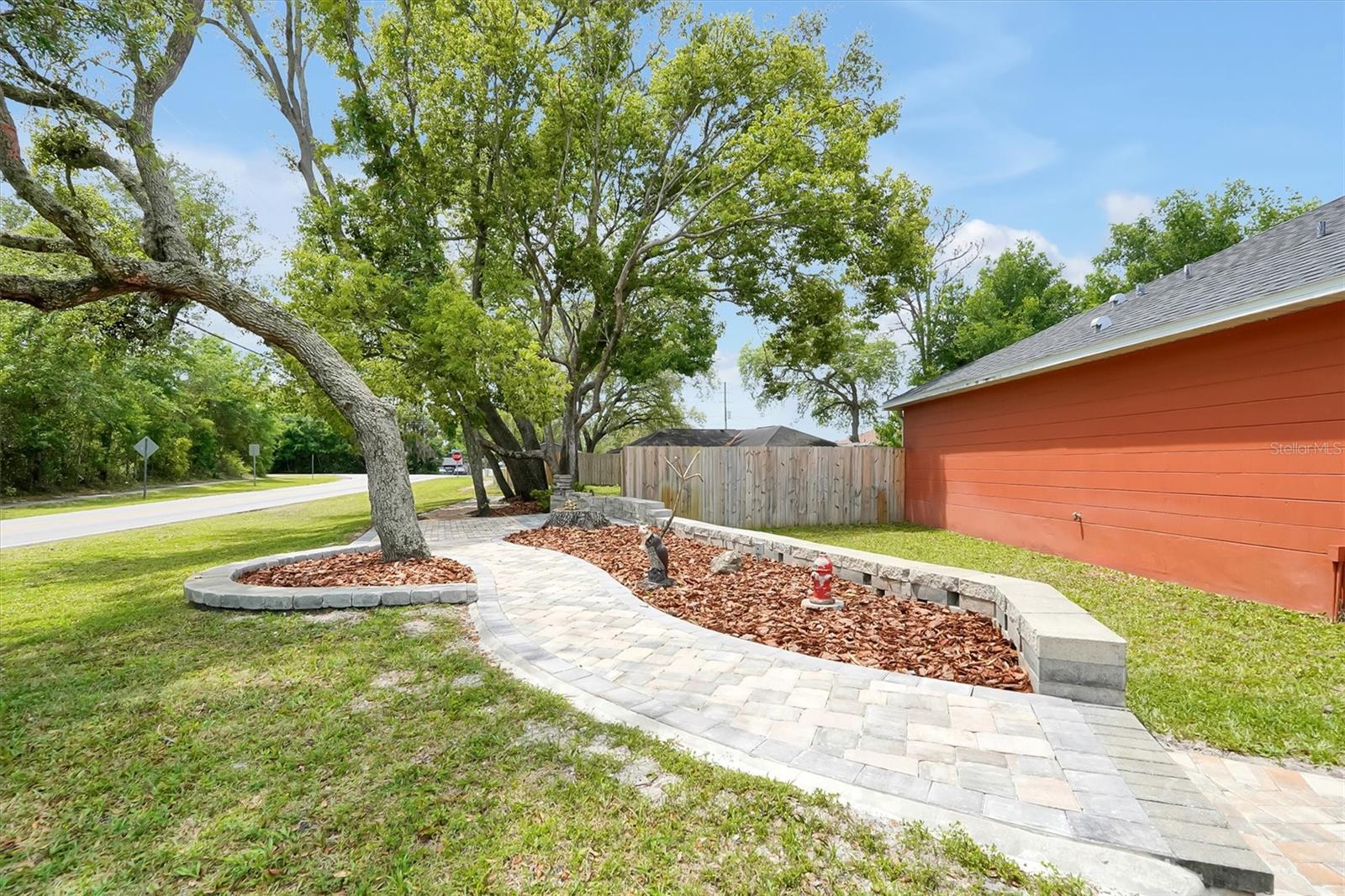 DELTONA LAKES UNIT 35 - Residential