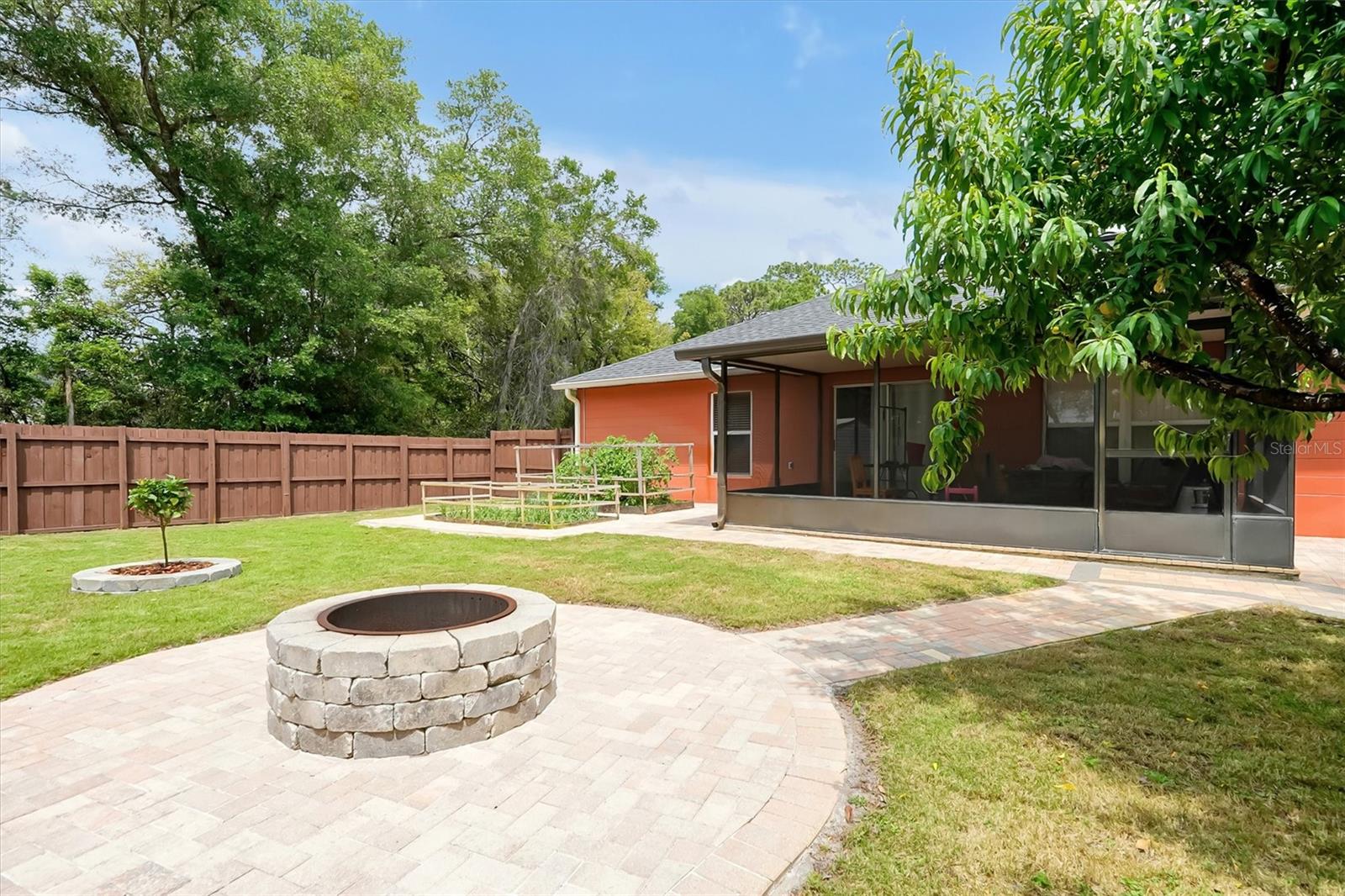 DELTONA LAKES UNIT 35 - Residential