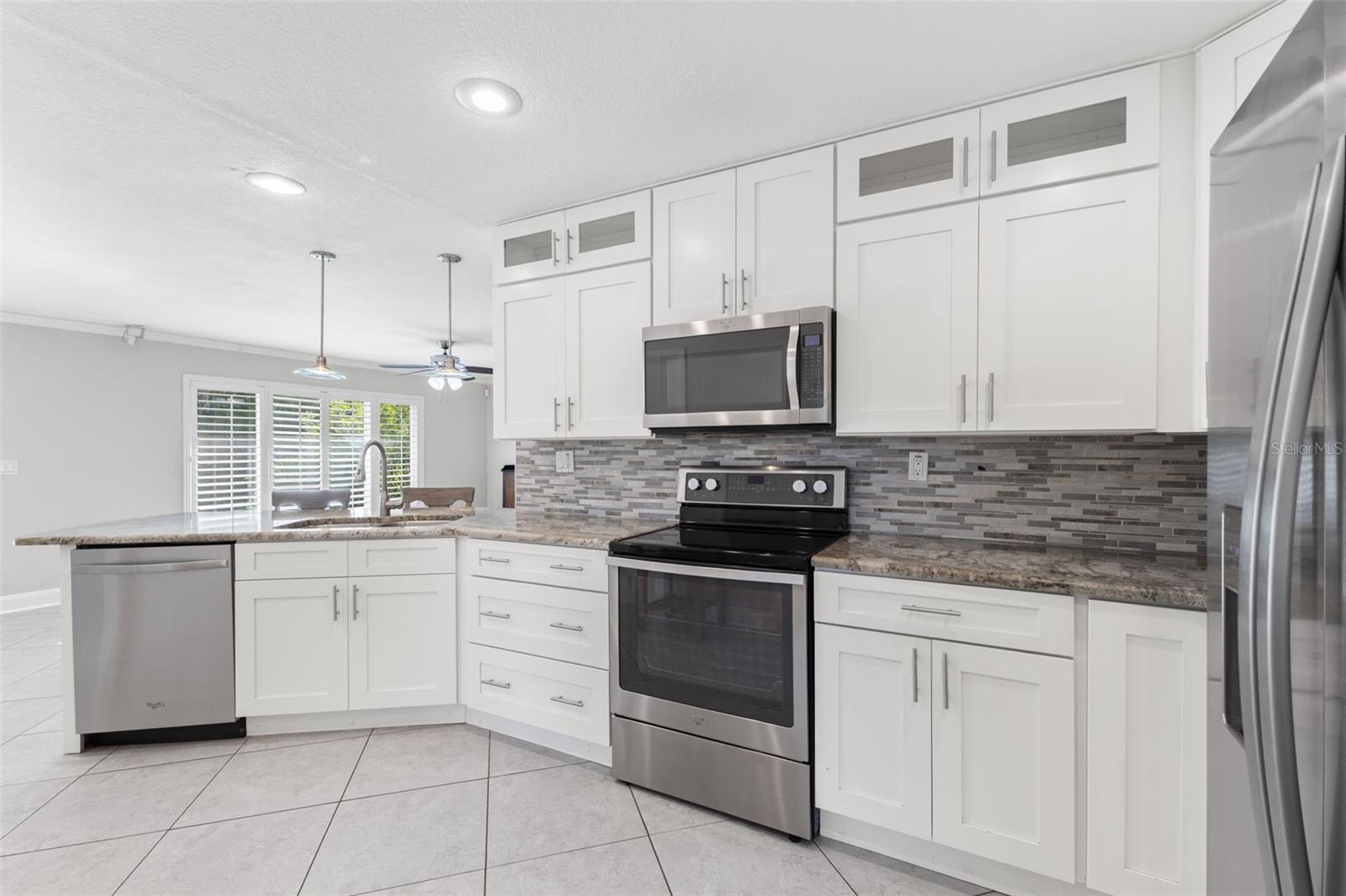 OAKDALE MANOR ADD - Residential Lease