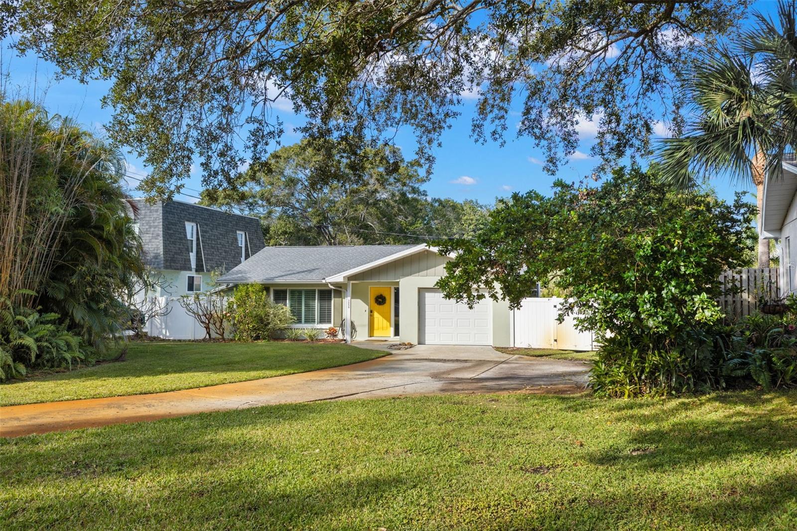 OAKDALE MANOR ADD - Residential Lease