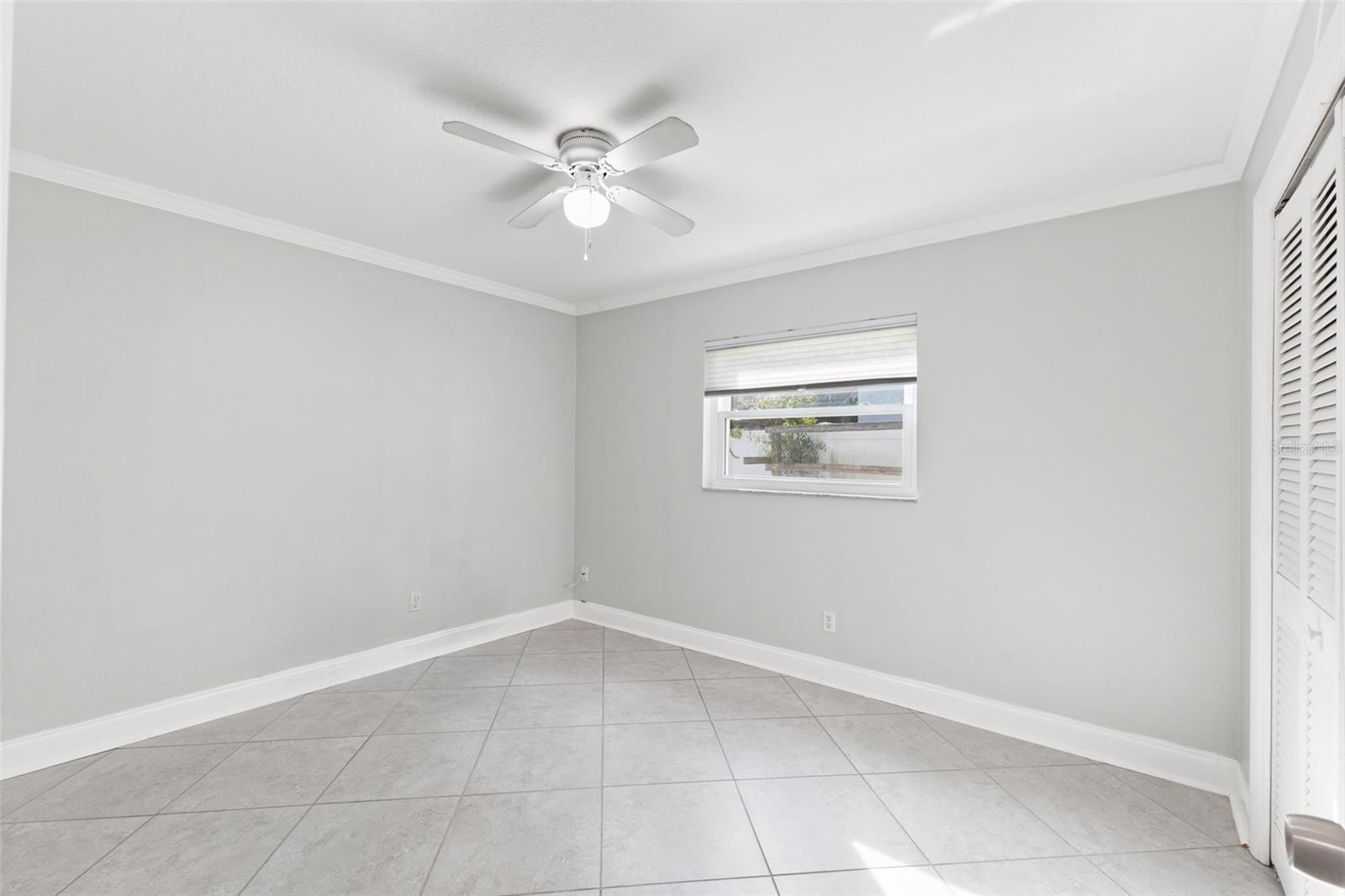 OAKDALE MANOR ADD - Residential Lease