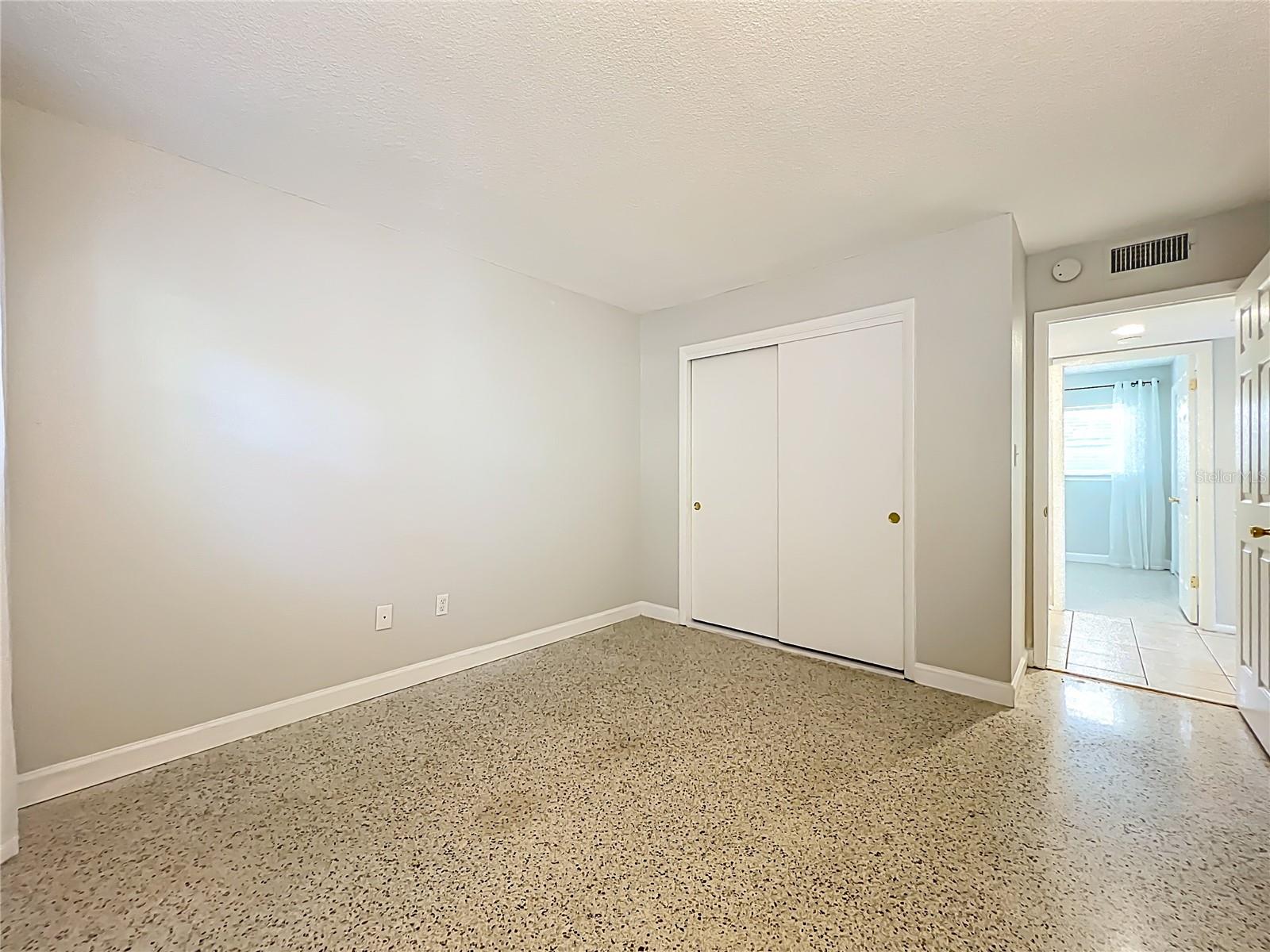 LAKESIDE/DELANEY PARK - Residential