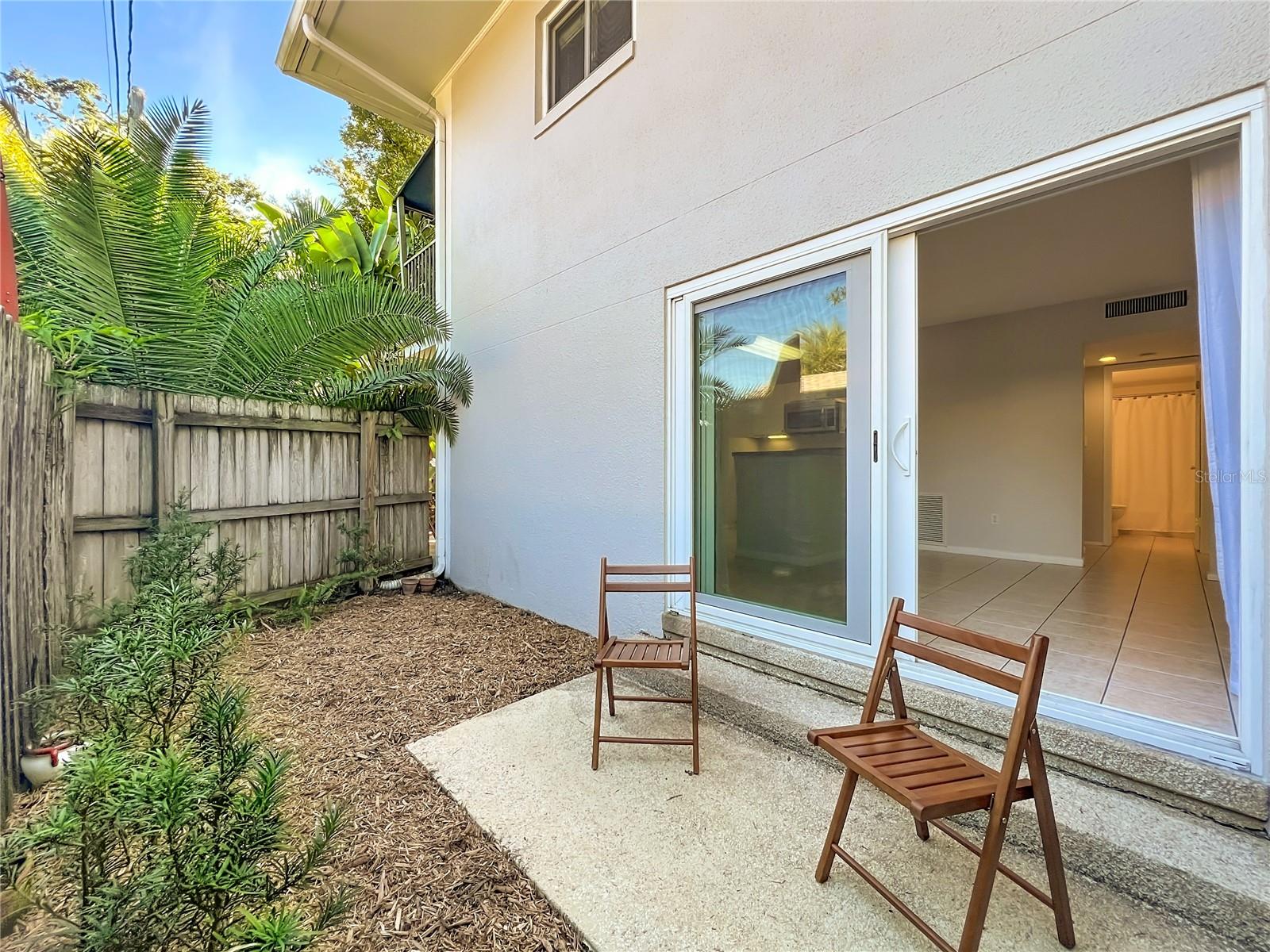 LAKESIDE/DELANEY PARK - Residential