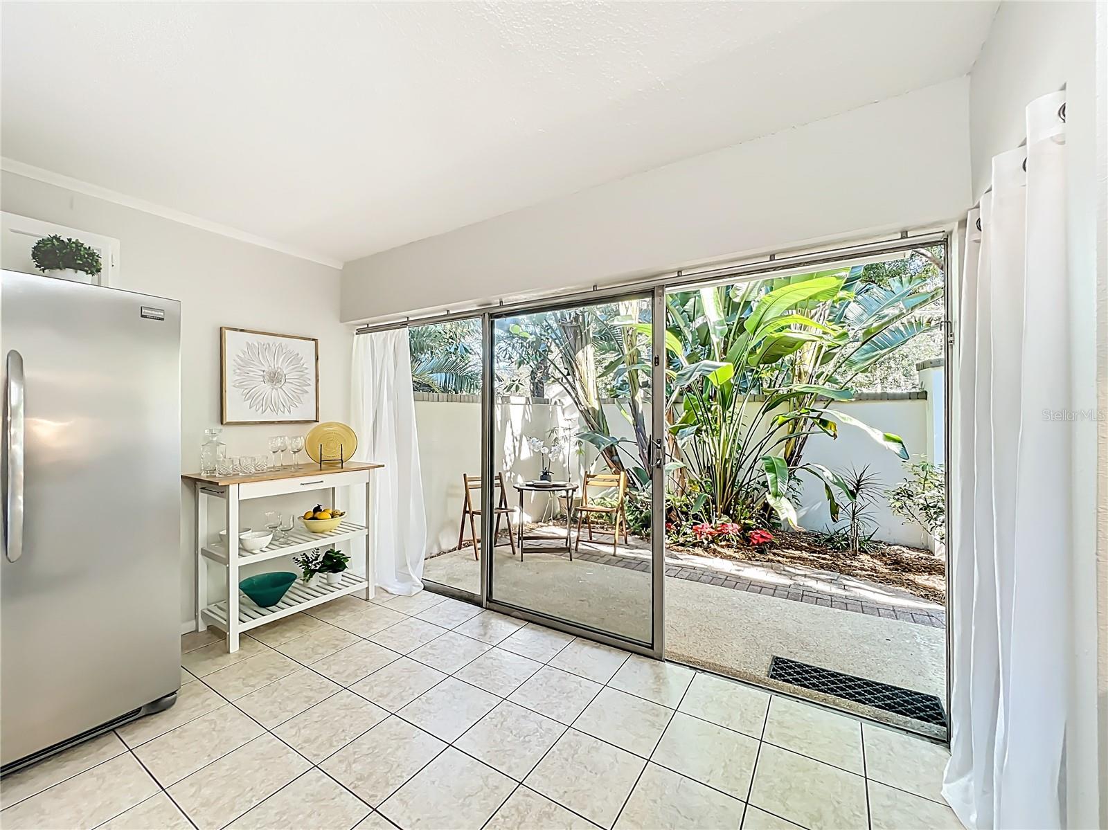 LAKESIDE/DELANEY PARK - Residential