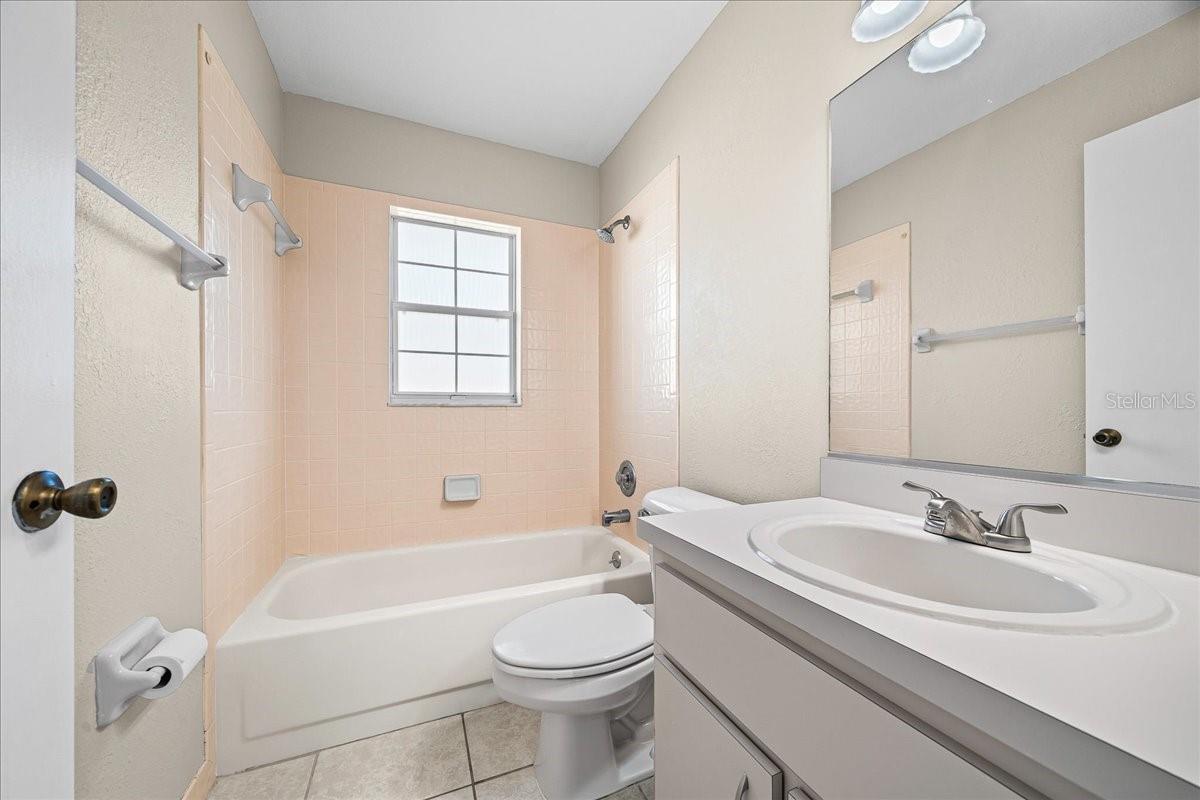 DOVE HILL - Residential