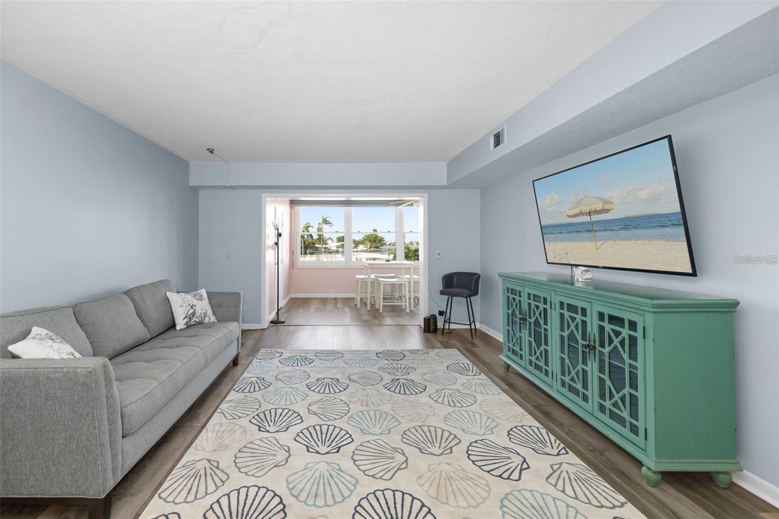 1868 SHORE DRIVE S 207