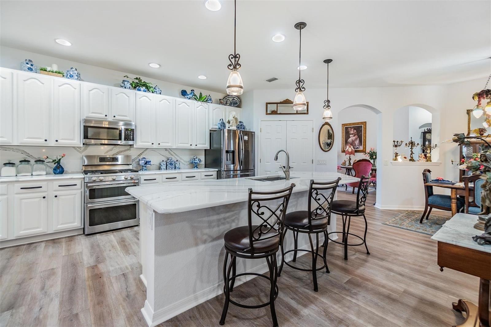 LAKESHORE RANCH PH I - Residential