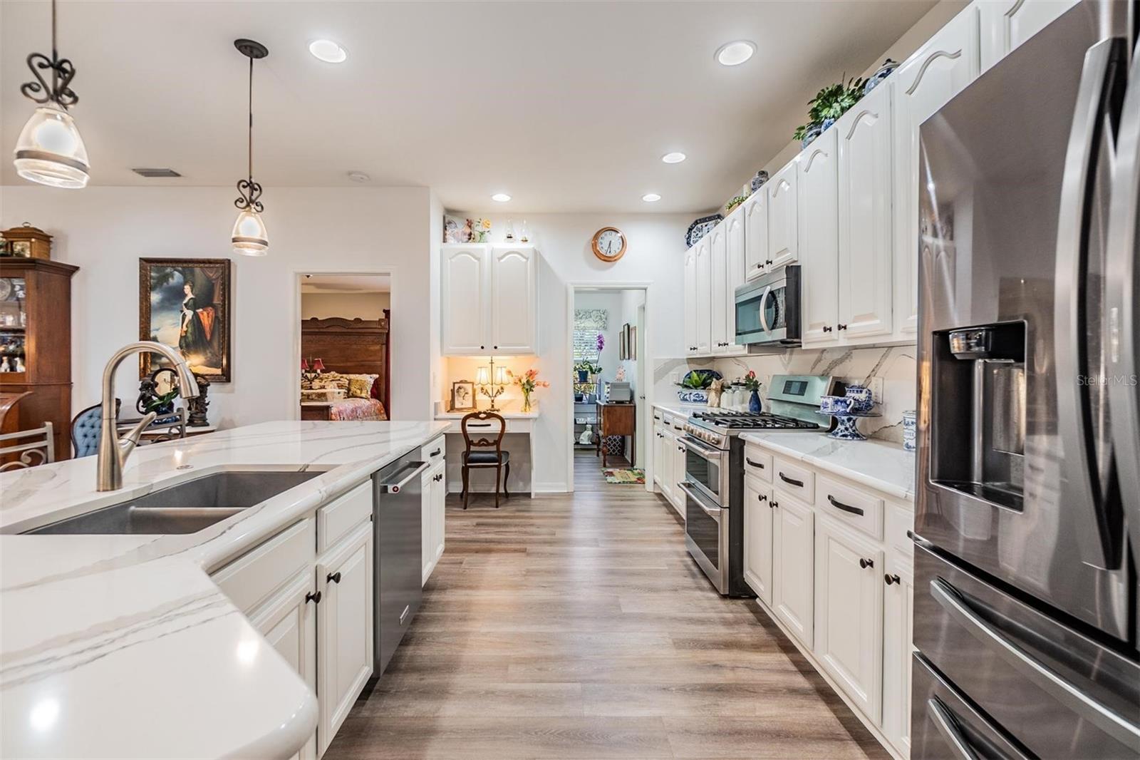 LAKESHORE RANCH PH I - Residential