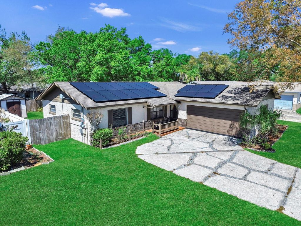 Photo of 1006 Saxon Court, Brandon, FL 33510 (MLS # TB8488830)