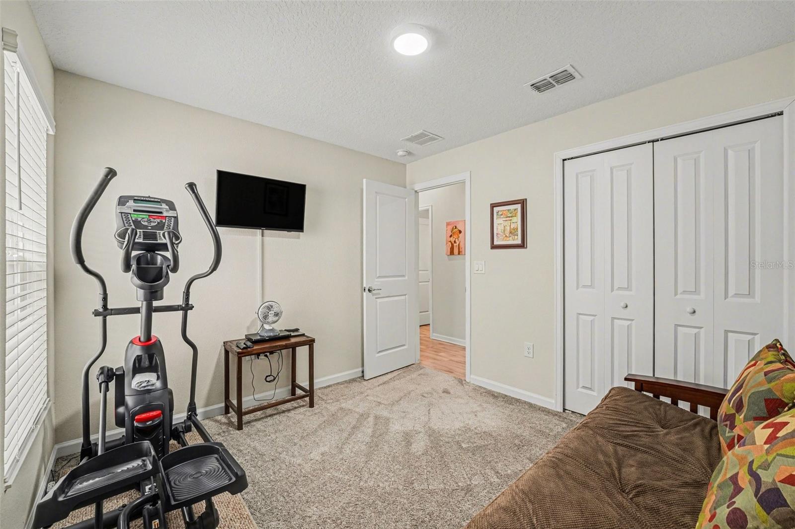 LIBERTY RIDGE AND WINDSOR RESERVE - Residential