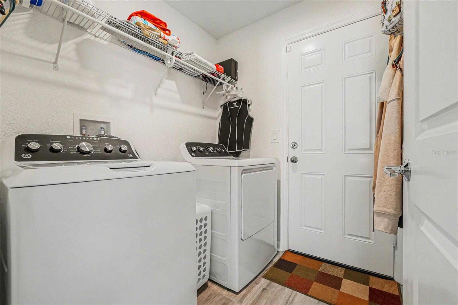 LIBERTY RIDGE AND WINDSOR RESERVE - Residential