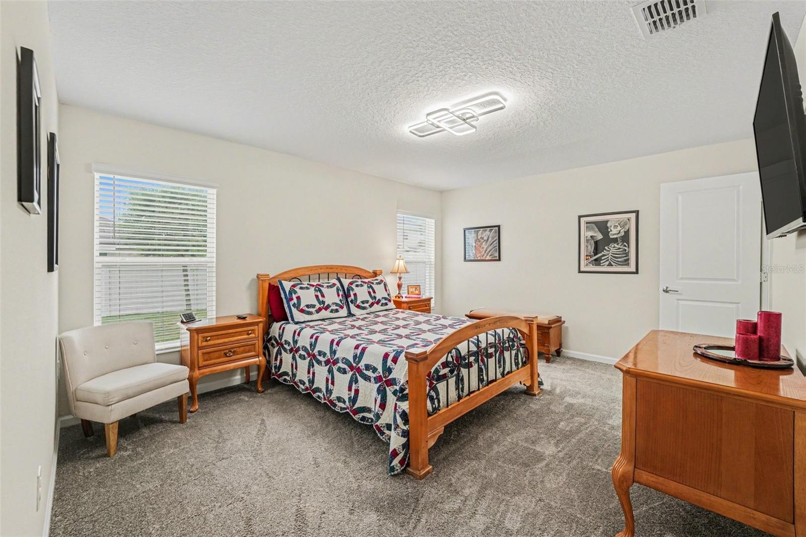 LIBERTY RIDGE AND WINDSOR RESERVE - Residential