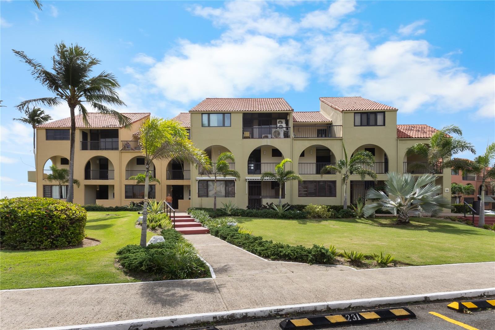 BEACH VILLAGE - Residential