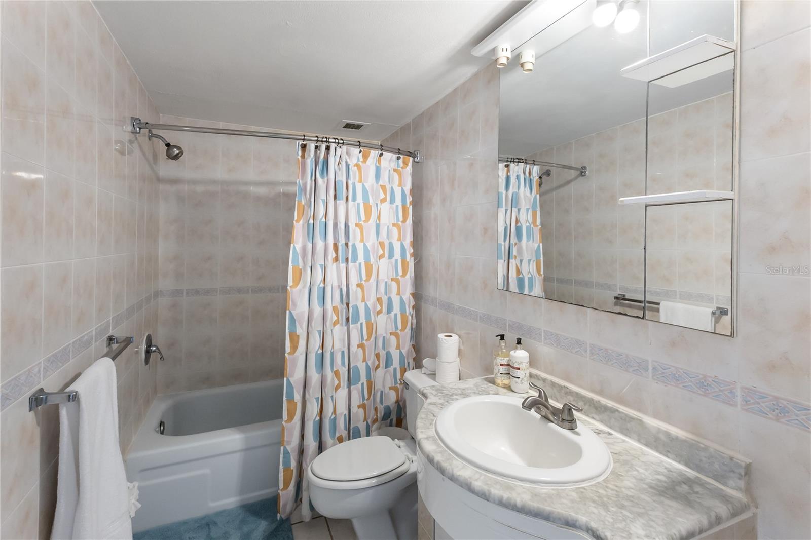 BEACH VILLAGE - Residential