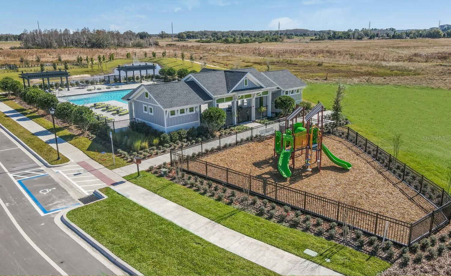 PERSIMMON PARK - Residential