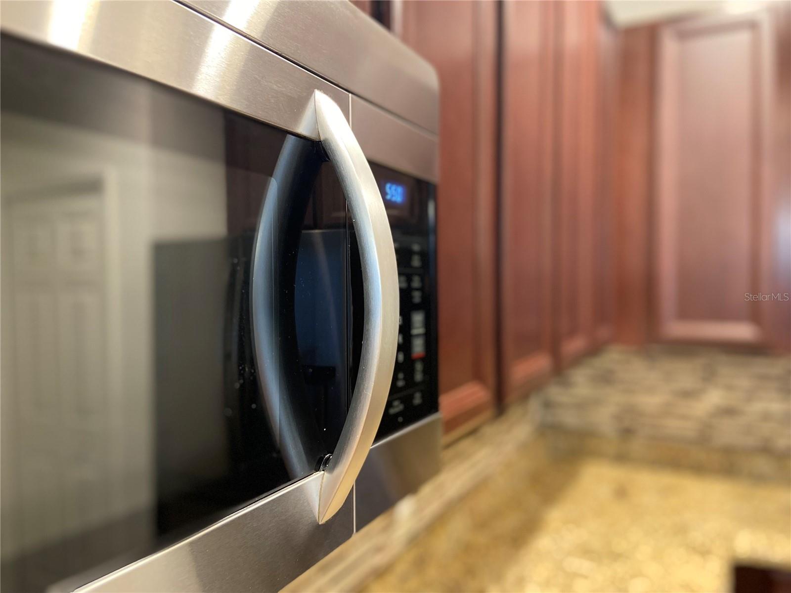 THE PARKE AT HANOVER PLACE - Residential Lease