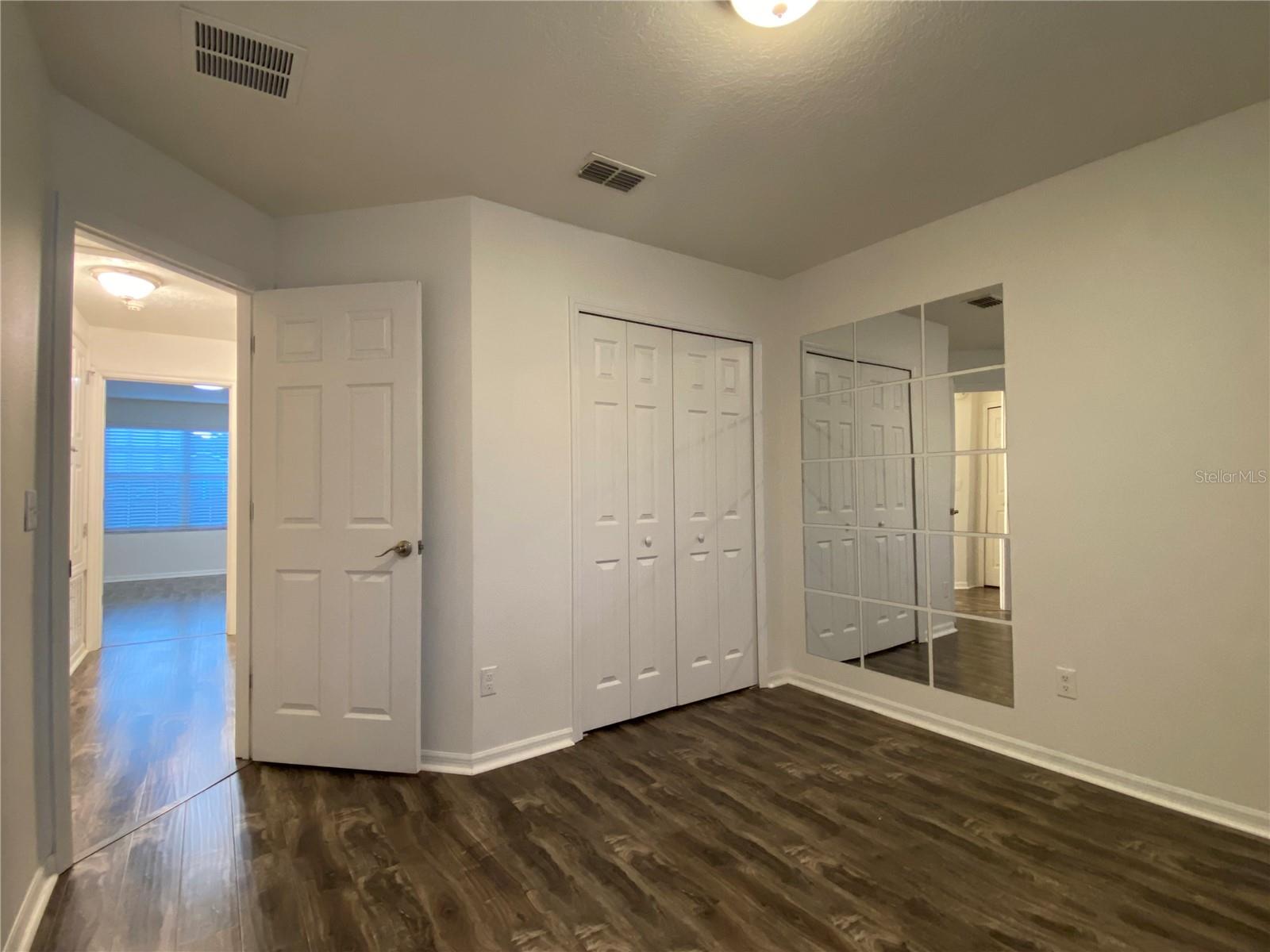 THE PARKE AT HANOVER PLACE - Residential Lease