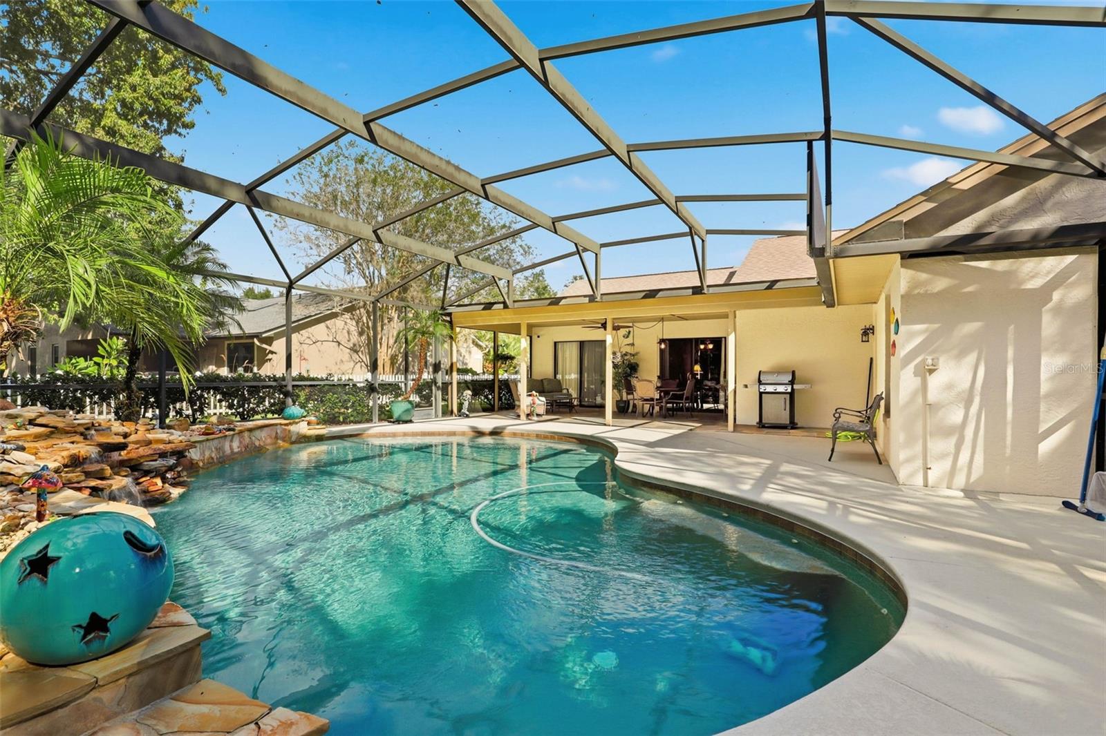 UNIVERSITY WOODS PH 02 - Residential