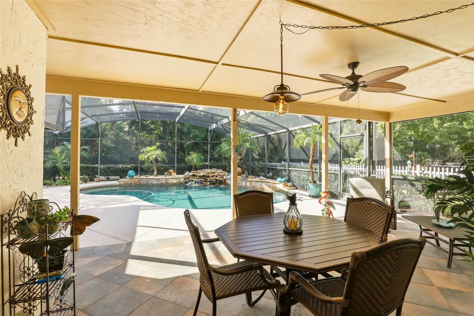 UNIVERSITY WOODS PH 02 - Residential