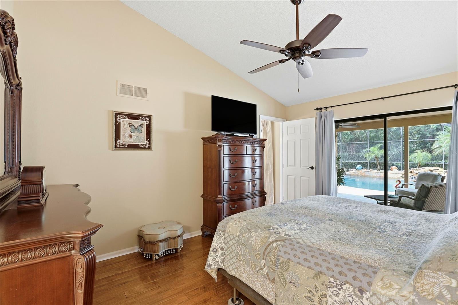 UNIVERSITY WOODS PH 02 - Residential