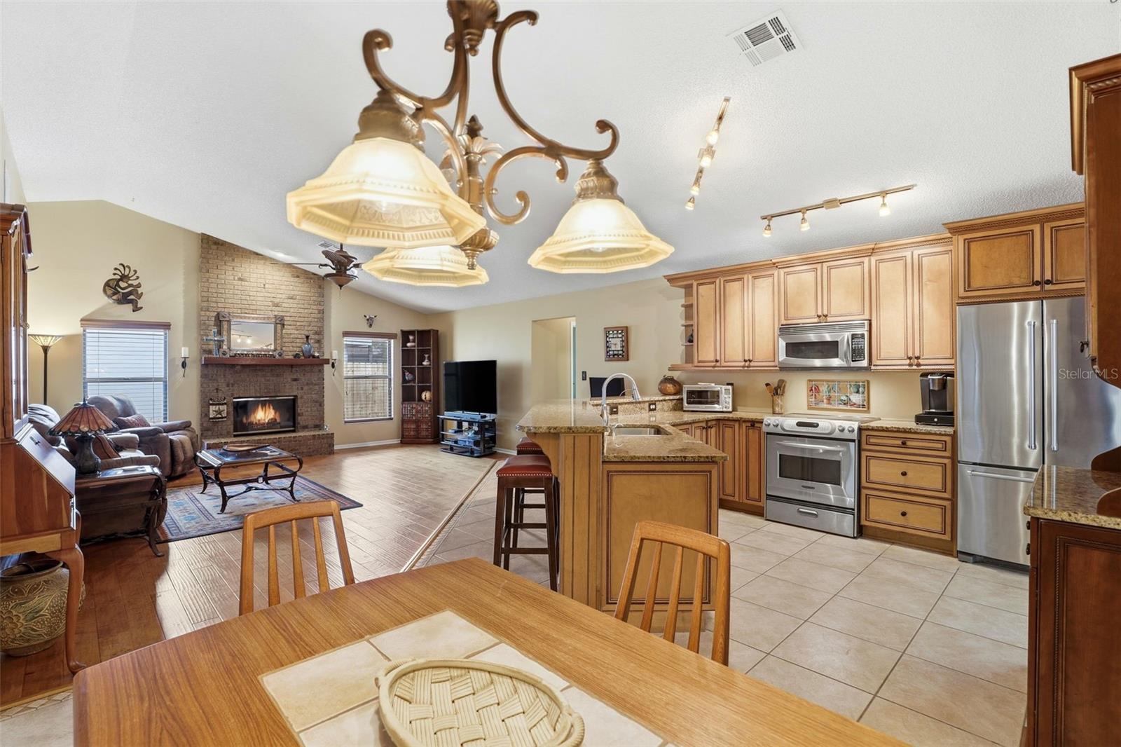 UNIVERSITY WOODS PH 02 - Residential