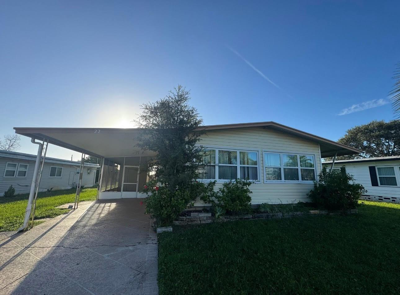 Welcome to this charming 2-bedroom, 2-bath manufactured home located in the desirable 55+ community on beautiful Lake Tarpon. Just a short block from the community dock, this home offers the perfect blend of relaxation and convenience.
Inside, you’ll find a bright Florida room, a kitchen that opens to a cozy family room, and a spacious living/dining room combination complete with a built-in china cabinet. The primary suite features a generous walk-in closet and an ensuite bath with a large vanity and walk-in shower. The second bedroom is comfortably sized, and the second bath offers a convenient tub/shower combo.
Enjoy the outdoors in the screened lanai with storage unit and laundry hookups. The community itself provides fantastic amenities including a clubhouse, pool, and shuffleboard, all set along the scenic shores of Lake Tarpon.
Located just off US Hwy 19 in Palm Harbor, this home offers easy access to shopping, dining, and medical facilities. Don’t miss the opportunity to enjoy the Florida lifestyle in this welcoming lakefront community!