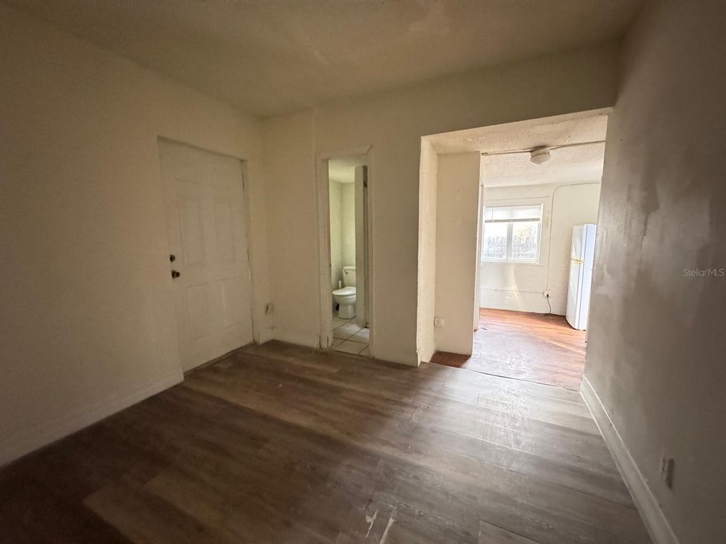 Photo of 728 Columbia Street, Orlando, FL 32805 (MLS # O6373832)