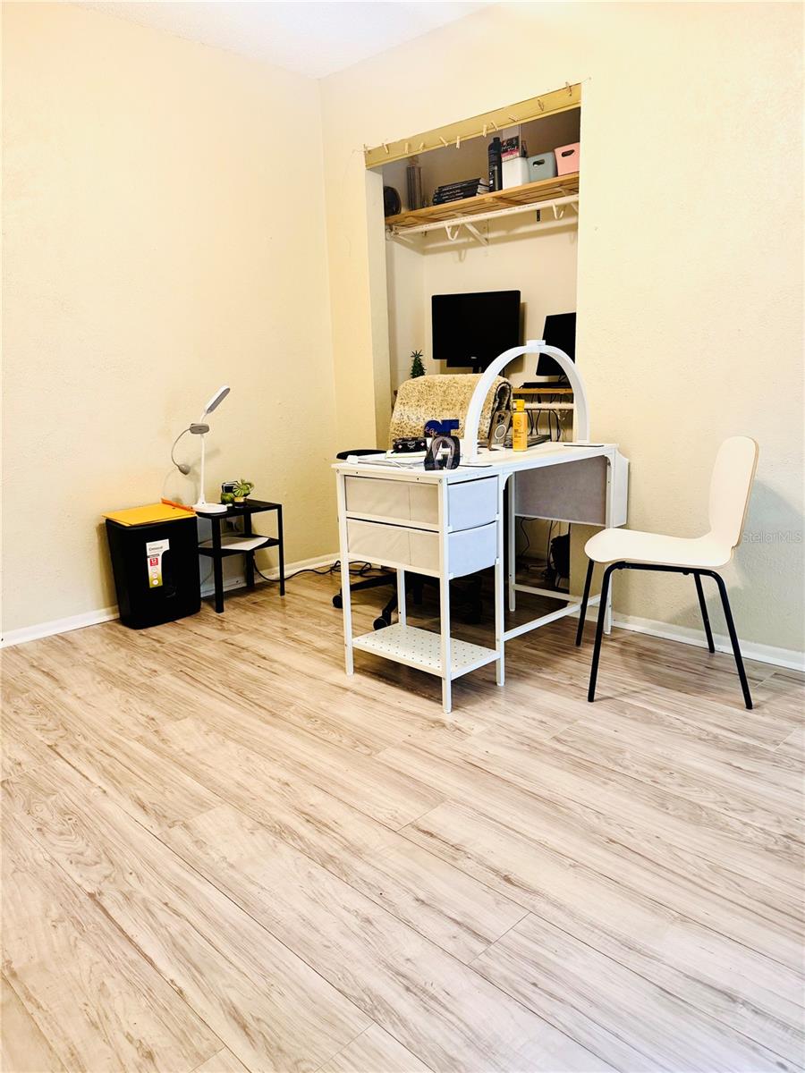 WESTLAKE MANOR UNIT 1 - Residential