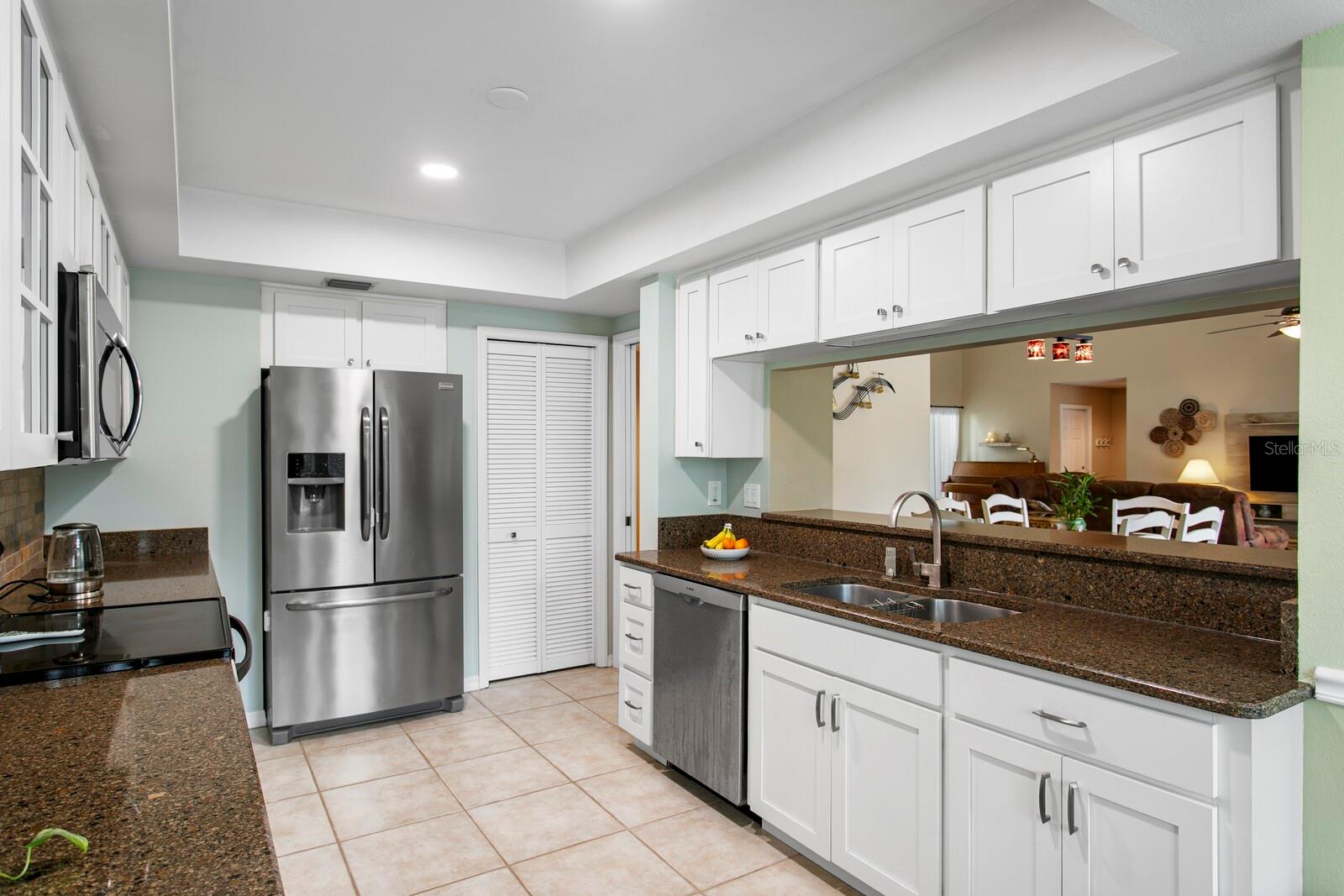 BELLE MEADE - Residential