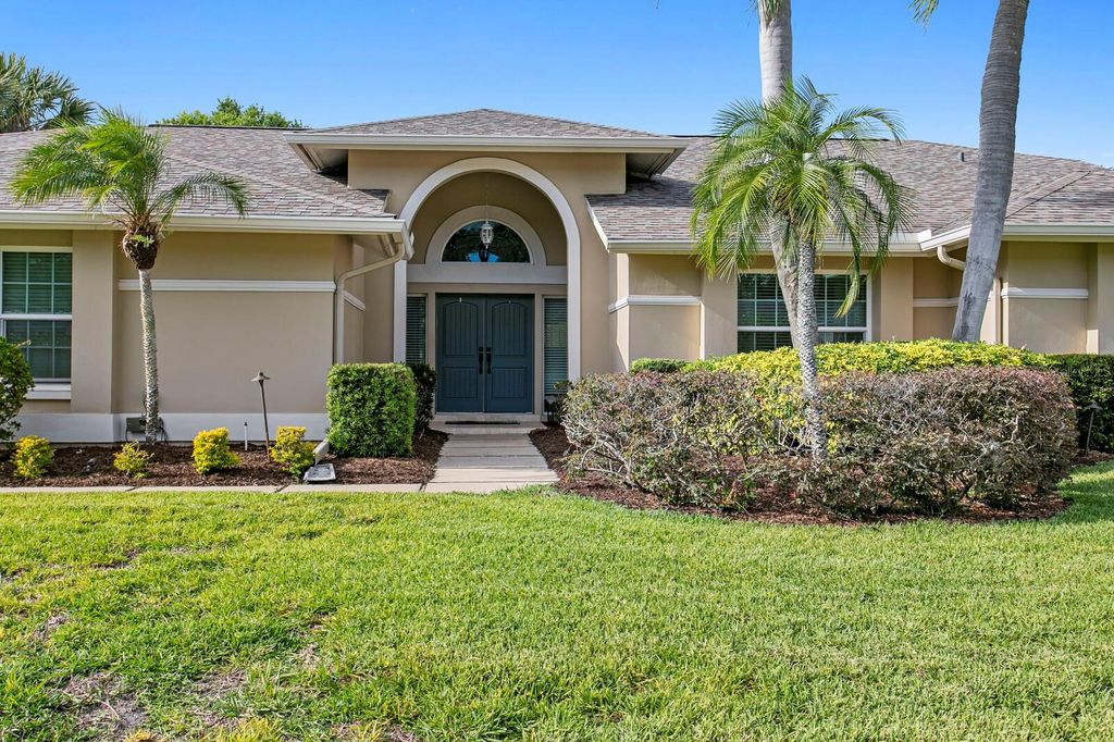 Photo of 6211 Iroquois Court, Odessa, FL 33556 (MLS # TB8500932)