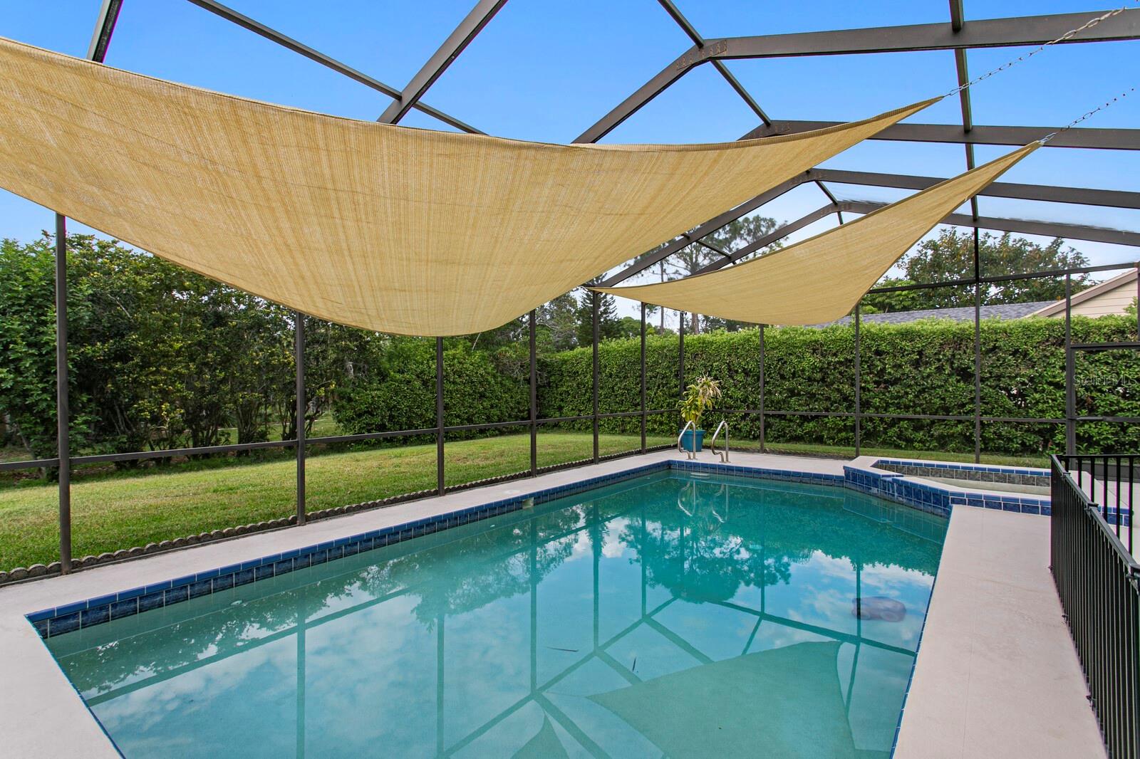 BELLE MEADE - Residential