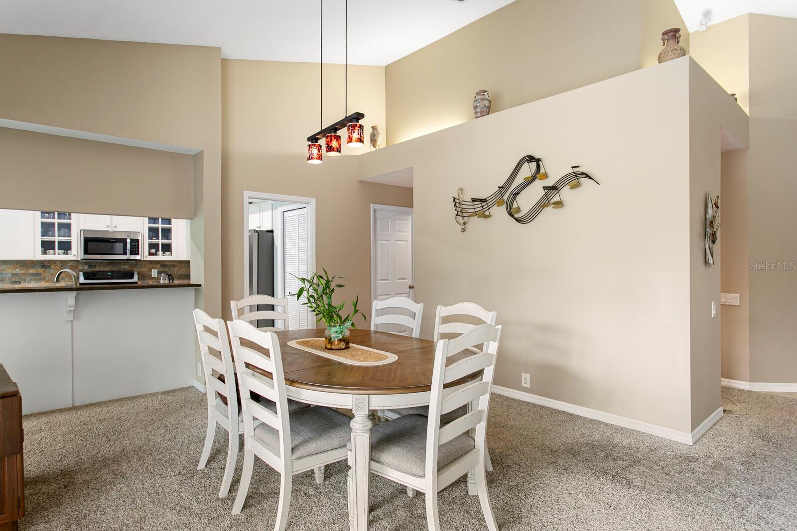 BELLE MEADE - Residential