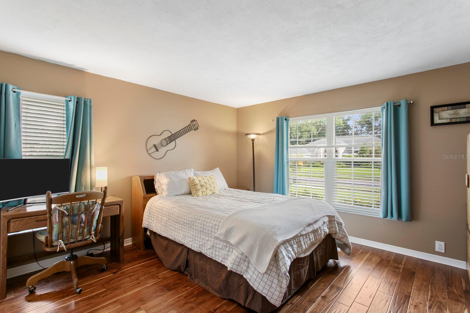 BELLE MEADE - Residential