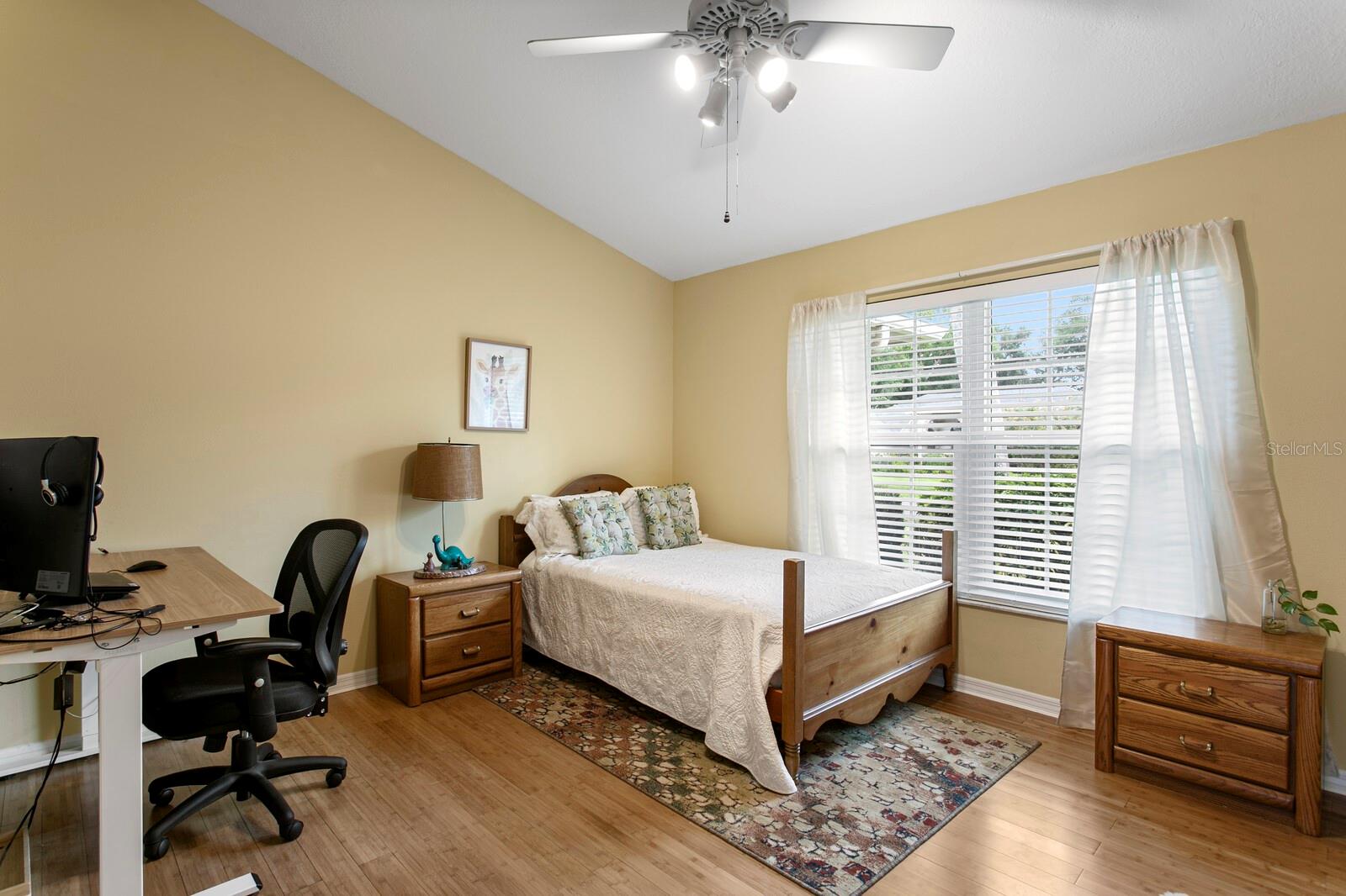 BELLE MEADE - Residential