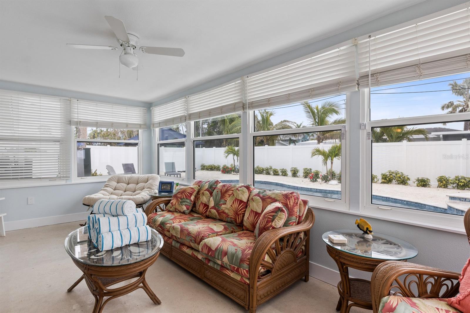 KEY ROYALE TERRACE - Residential