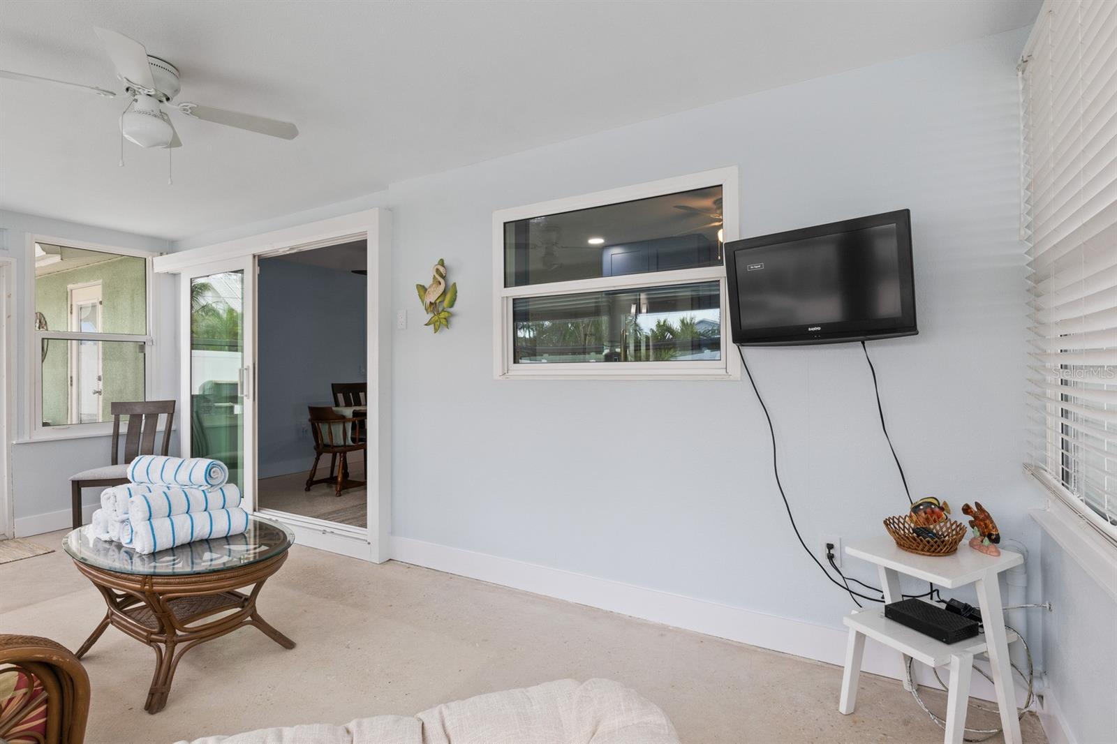 KEY ROYALE TERRACE - Residential