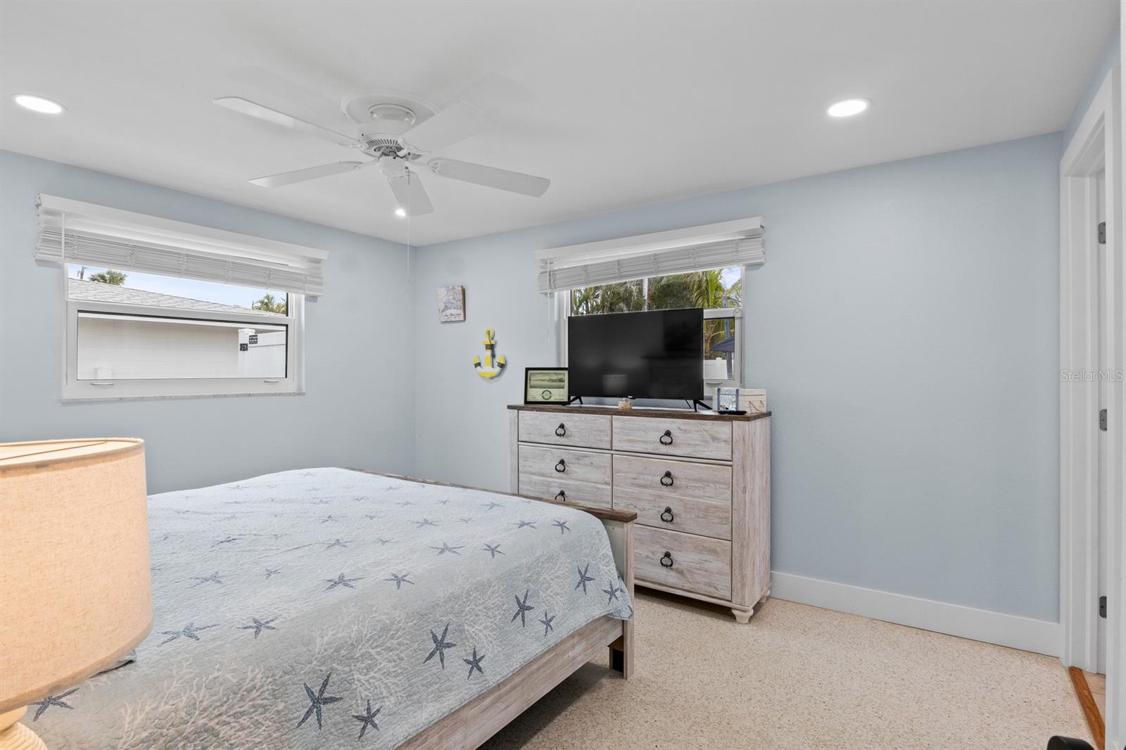 KEY ROYALE TERRACE - Residential