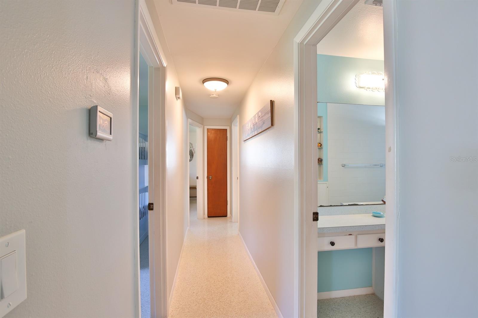 KEY ROYALE TERRACE - Residential