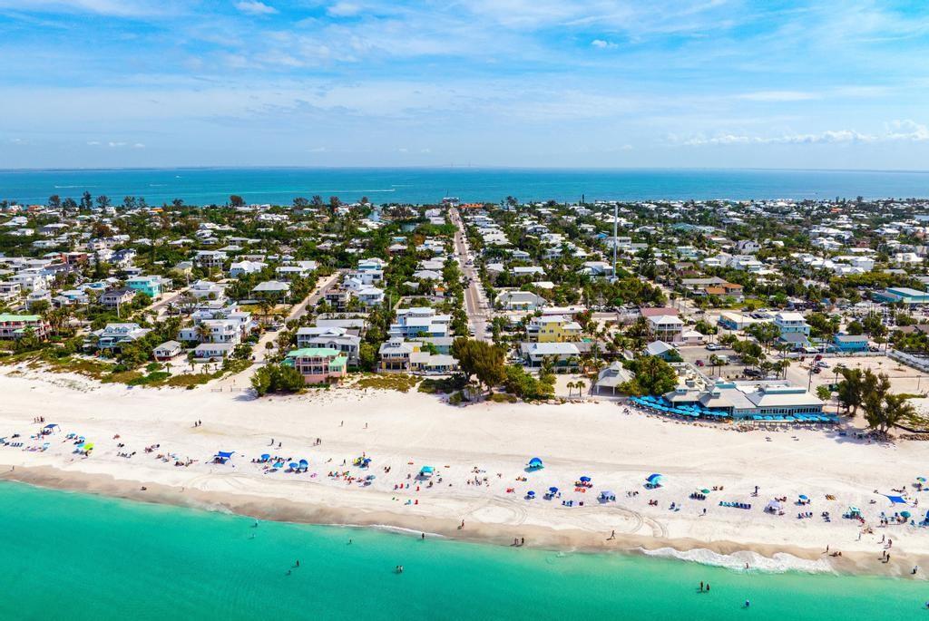ANNA MARIA BEACH - Residential Income