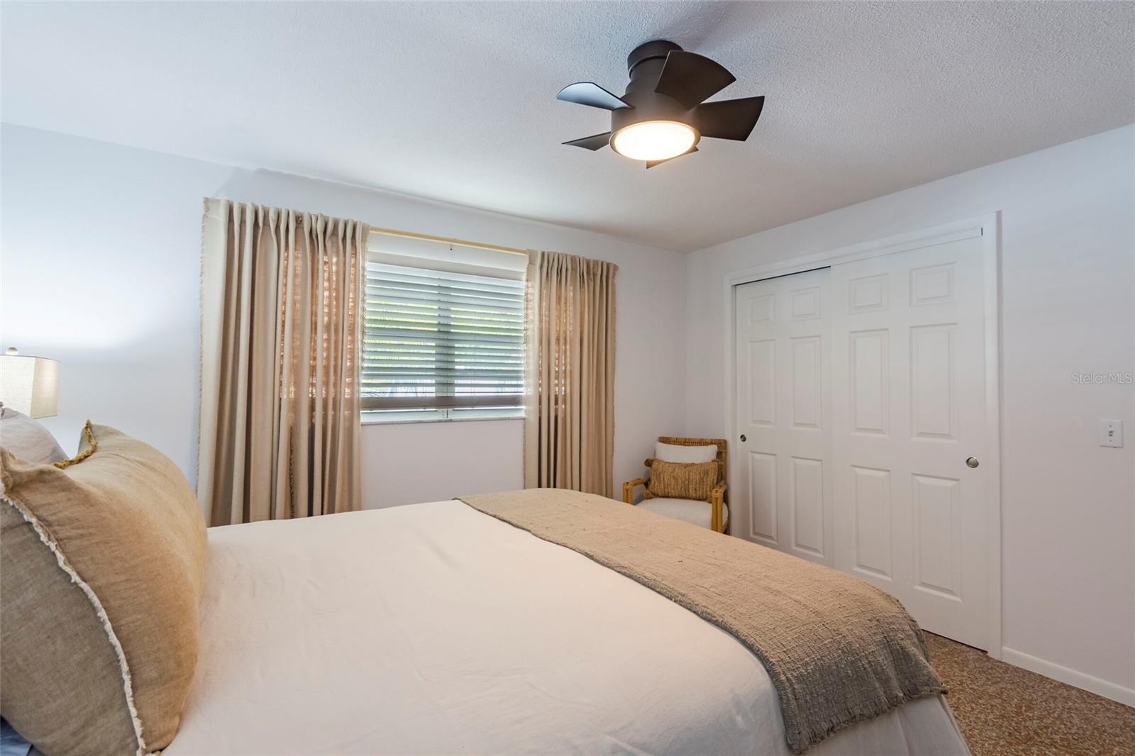 ANNA MARIA BEACH - Residential Income