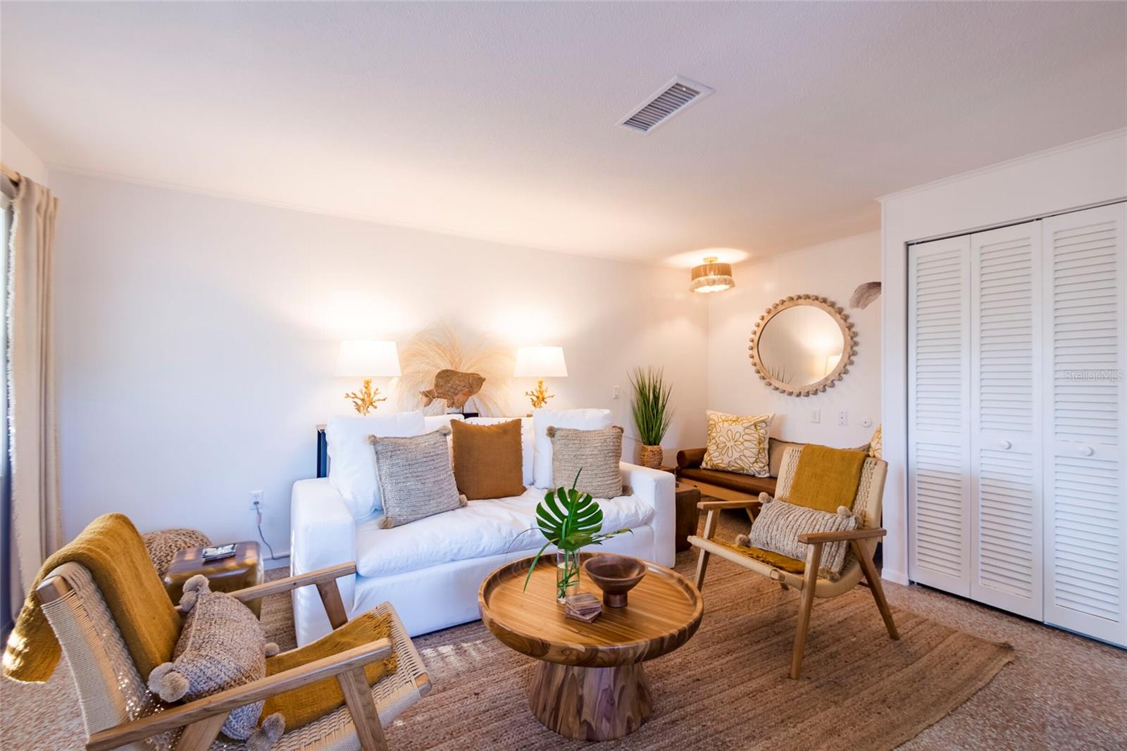 ANNA MARIA BEACH - Residential Income