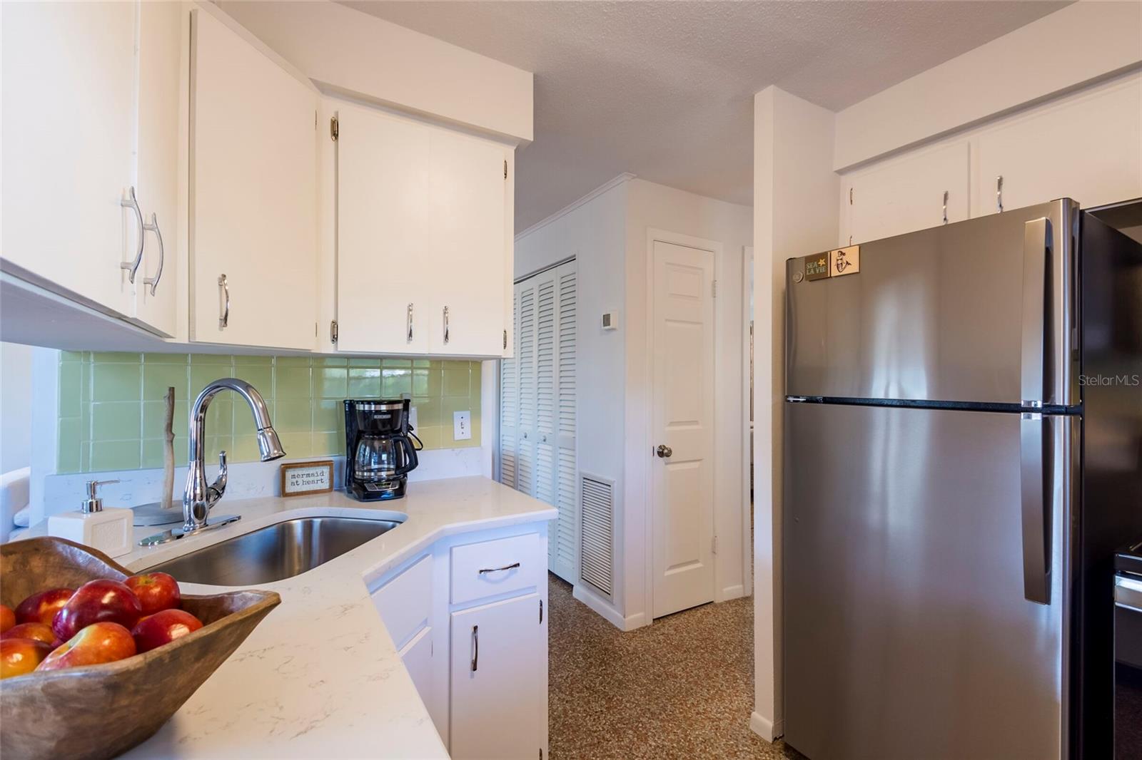 ANNA MARIA BEACH - Residential Income