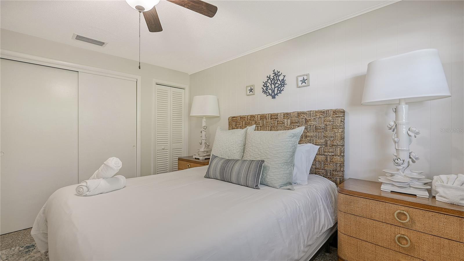 ANNA MARIA BEACH - Residential Income