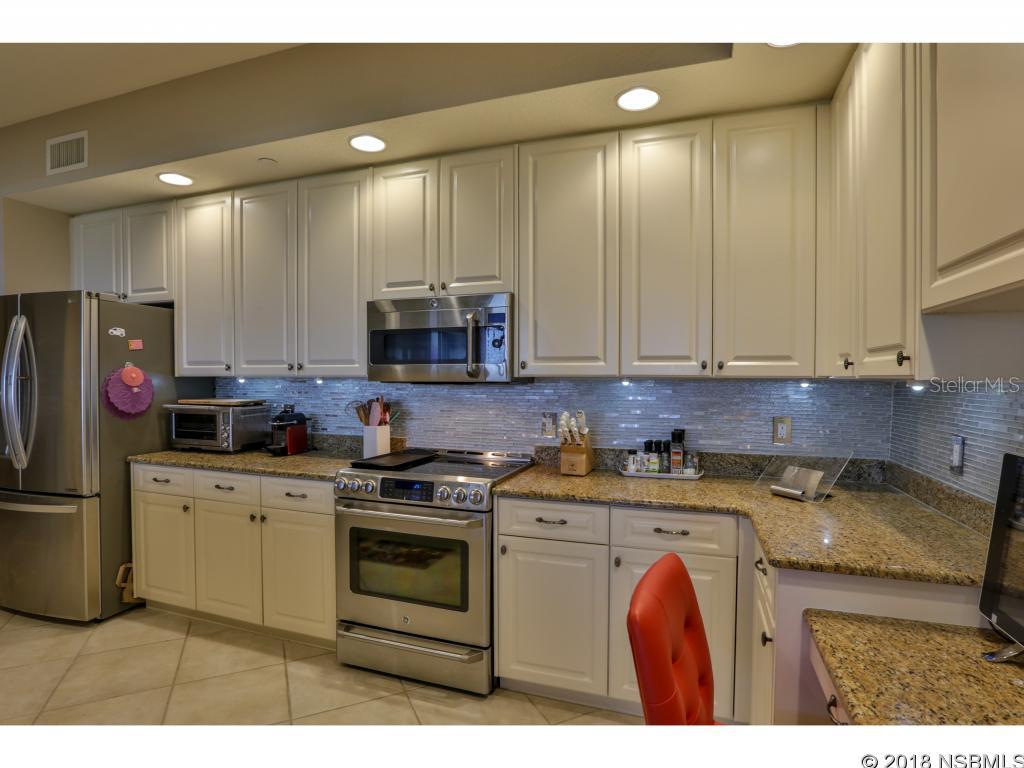 Hammocks At Minorca Condo - Residential