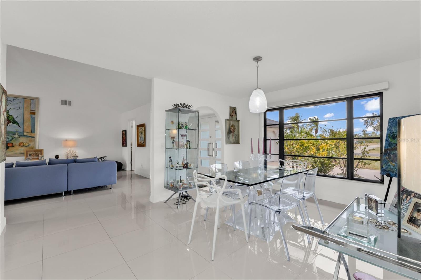 KINGS CROSSING - Residential